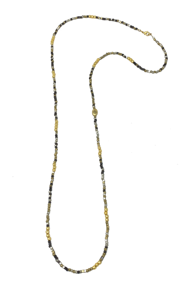 Pepe and gold metals dot necklace